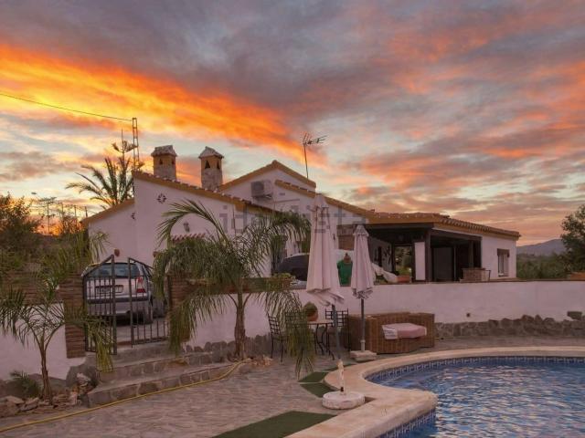 Casa rústica, Guaro
