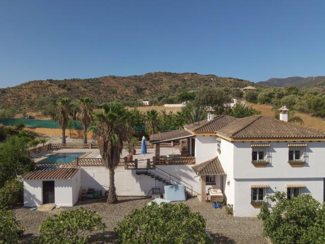 Casa rústica, Guaro