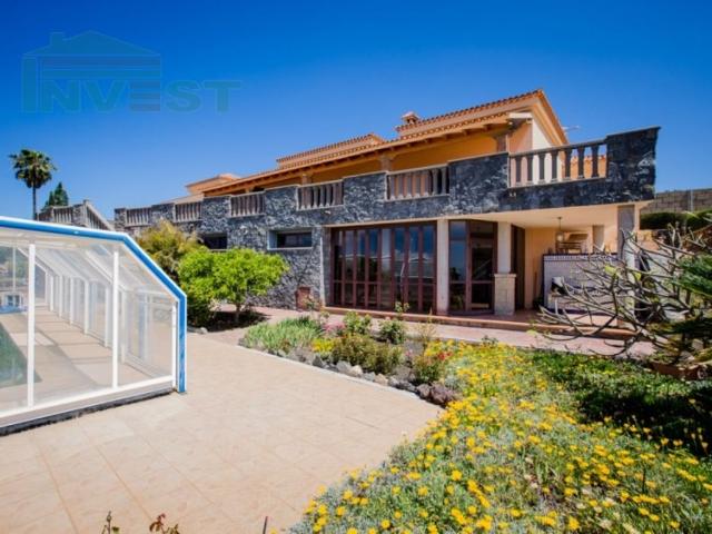 Casa rústica de alto standing de 4 dormitorios en venta Vilaflor, España