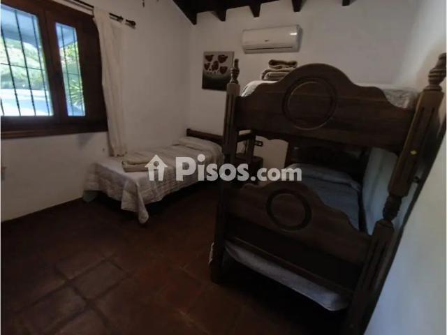 Casa rústica en alquiler en Cómpeta