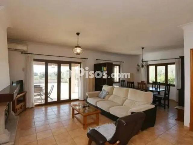 Casa rústica en alquiler en Campos