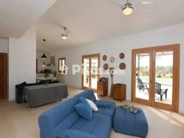 Casa rústica en alquiler en Campos