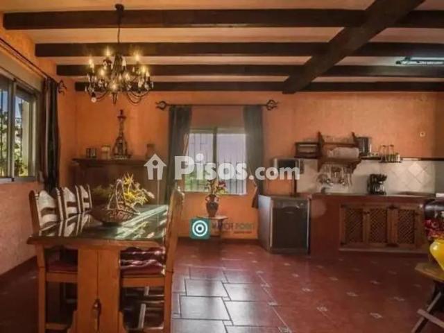 Casa rústica en alquiler en Jete
