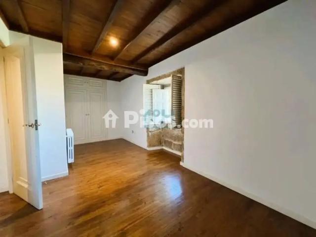 Casa rústica en alquiler en San Cibrao Das Viñas Capital