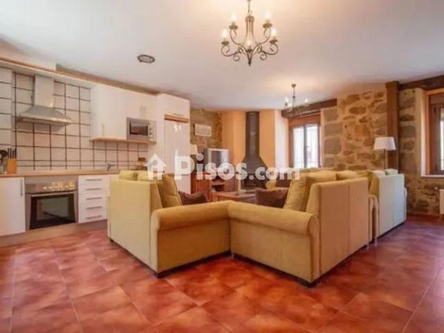 Casa rústica en alquiler en Plaza de la Oliva