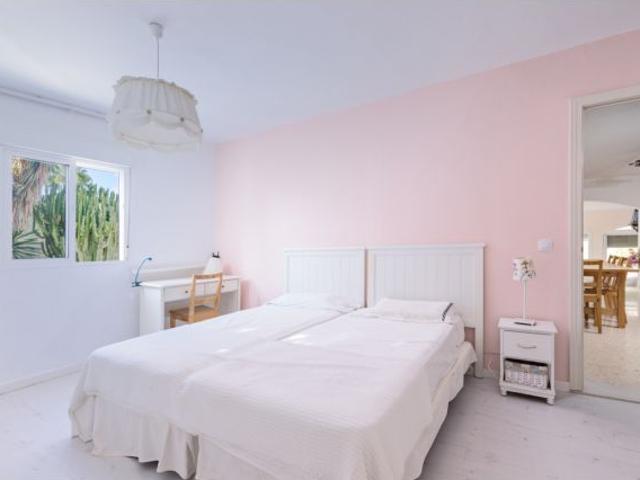 Casa Rústica en venta en Estepona | CABANILLAS REAL ESTATE