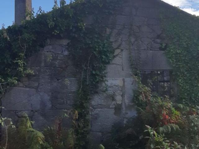 Casa rustica en venta. Rianxo