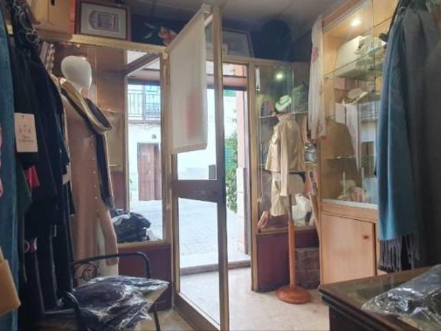 Casa rústica en venta Yunquera