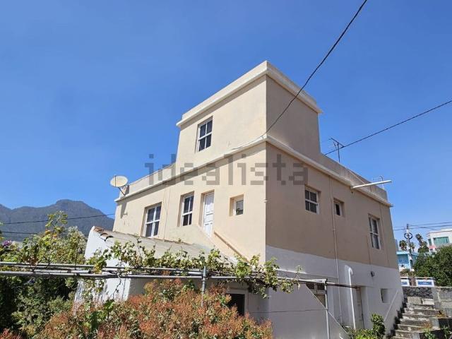 Casa rústica, El Paso