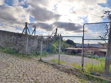 Casa rústica, Esporões
