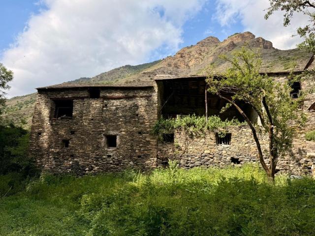 Casa rústica, Farrera