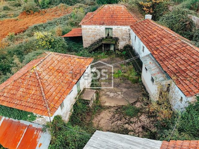 Casa rústica, Figueiras e Covas