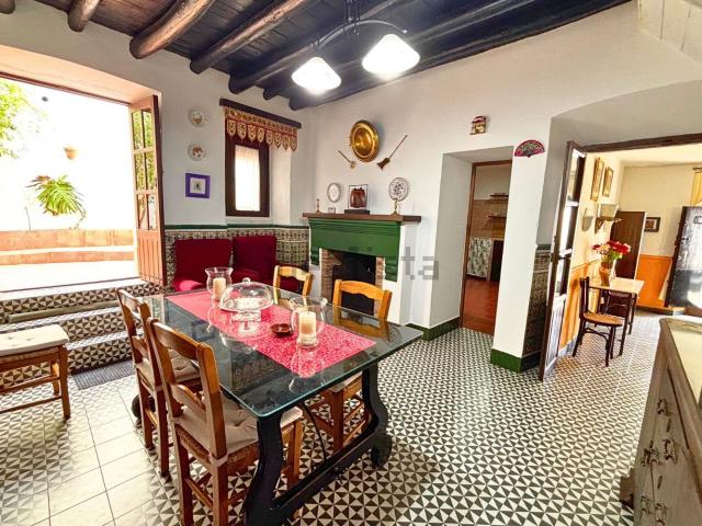Casa rústica, Fuenteheridos