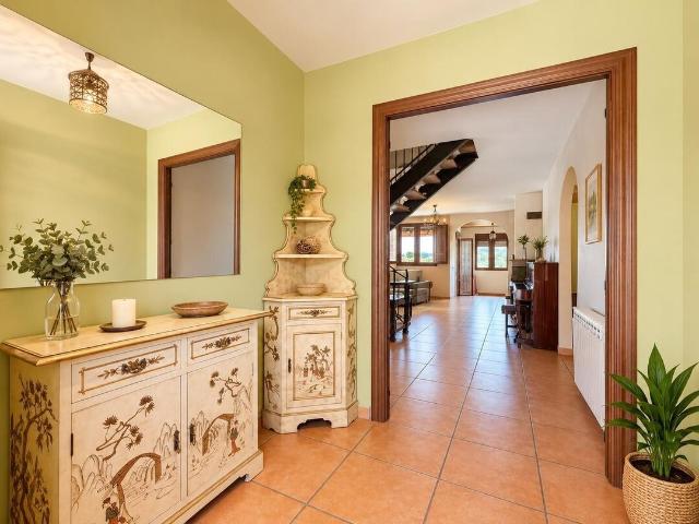 CASA RUSTICA INDEPENDIENTE CON IMPRESIONANTES VISTAS