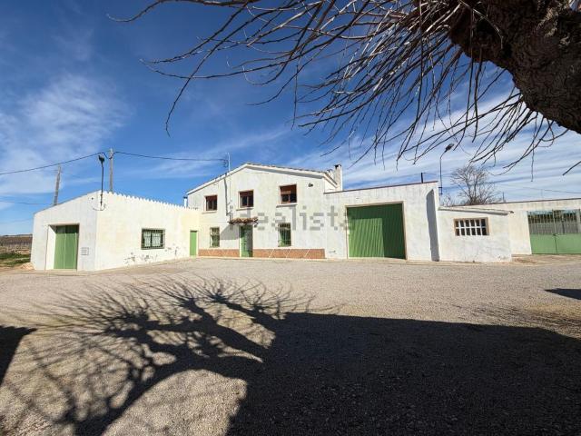 Casa rústica, Olèrdola