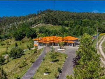 Casa rústica, Selho São Lourenço e Gominhães