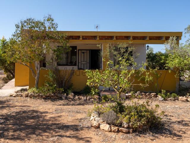 Casa rústica, L&apos Aldea