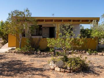 Casa rústica, L&apos Aldea