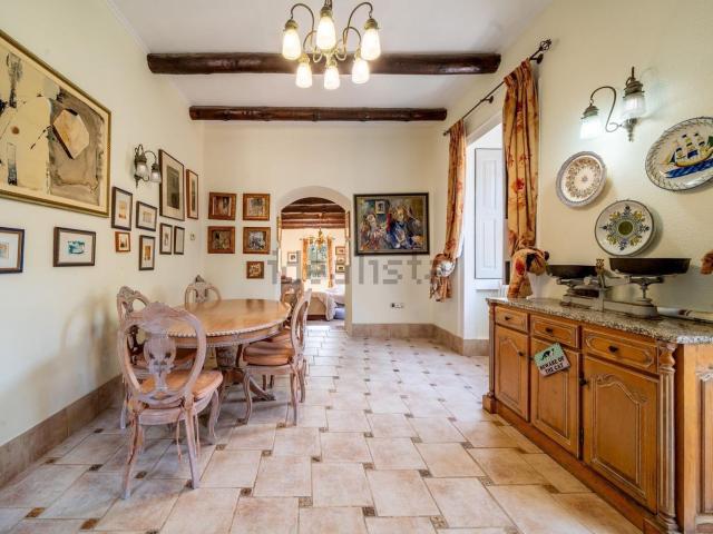 Casa rústica, Lodares