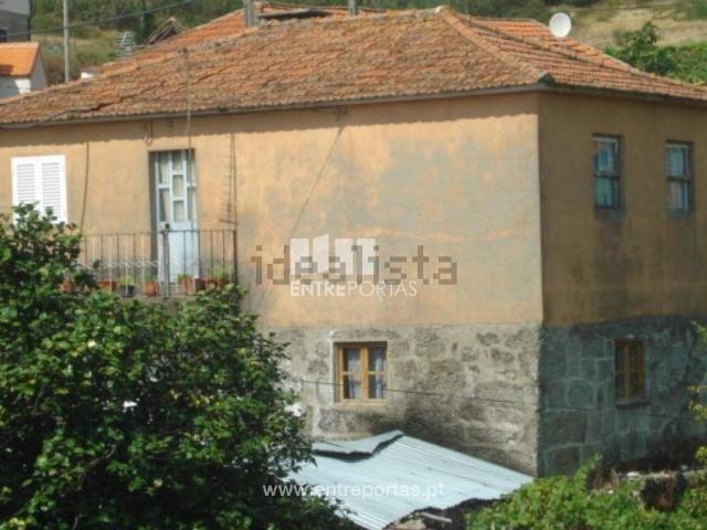 Casa rústica, Loivos da Ribeira e Tresouras