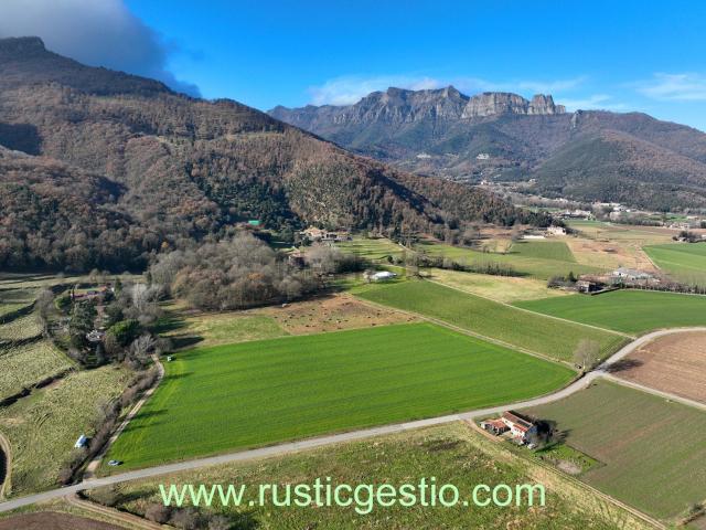Casa rústica, La Vall d&apos En Bas