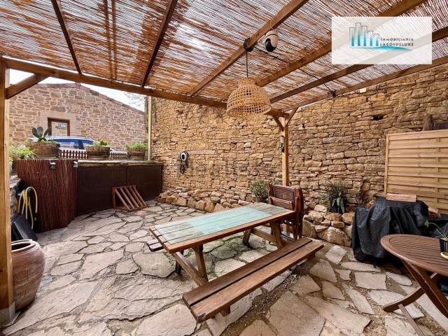 Casa rústica, Leoz