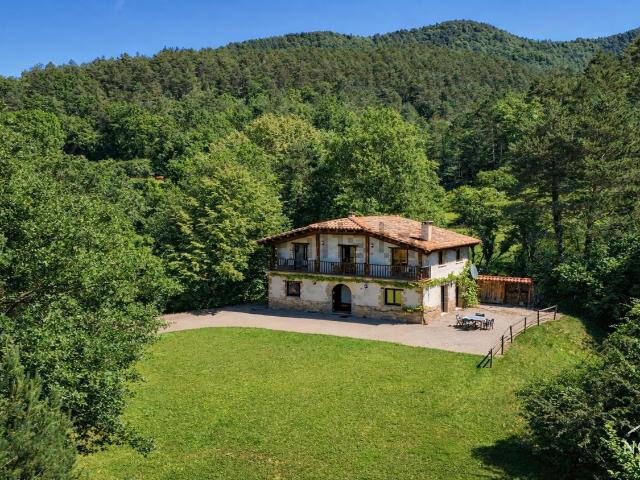 Casa rústica, Les Llosses