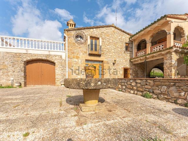 Casa rústica, Llado