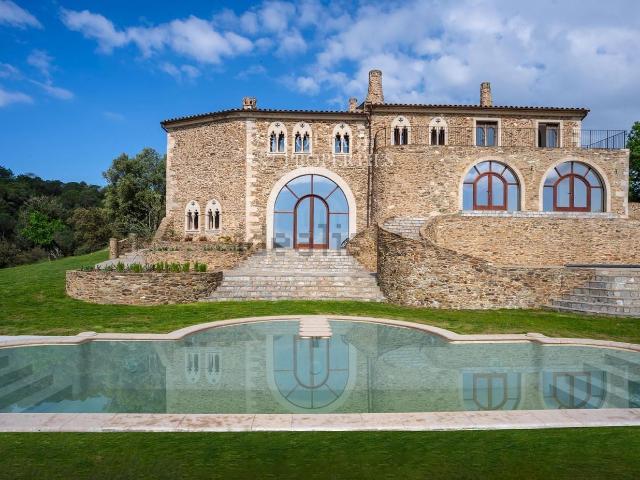 Casa rústica, Llambilles