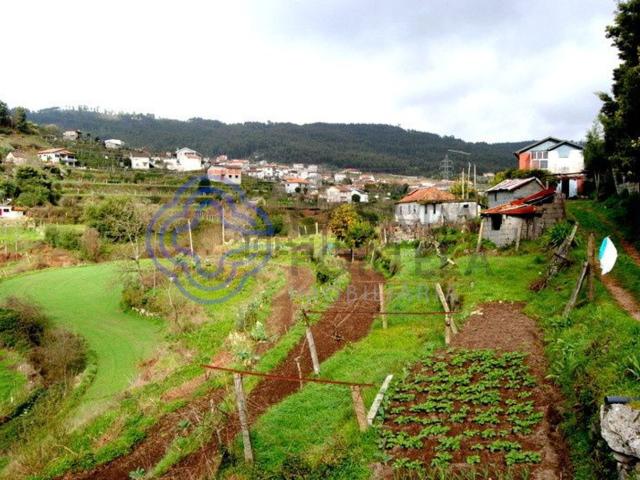 Casa rústica, Luzim e Vila Cova