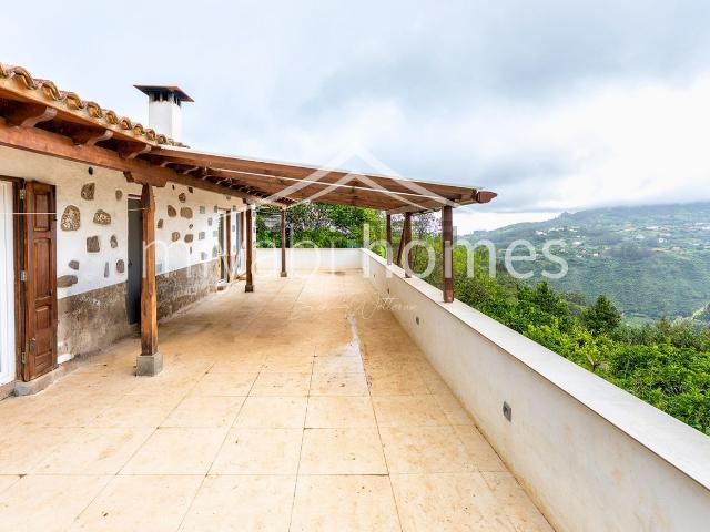 Casa rústica, Moya
