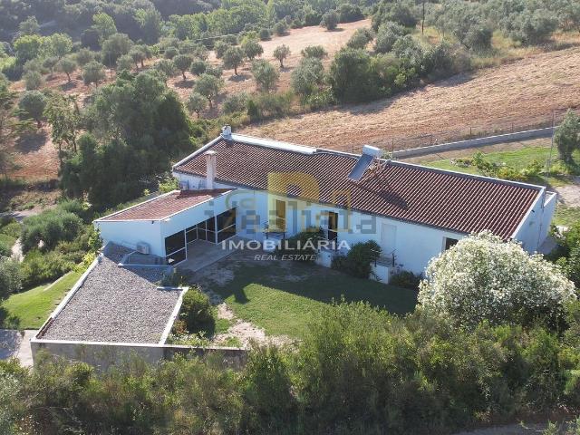 Casa rústica, Moçarria