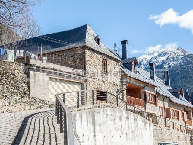Casa rústica, Mont