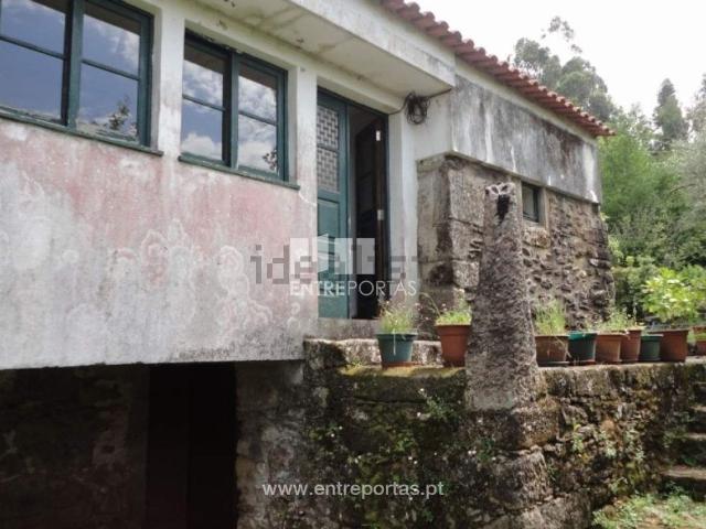 Casa rústica, Marco