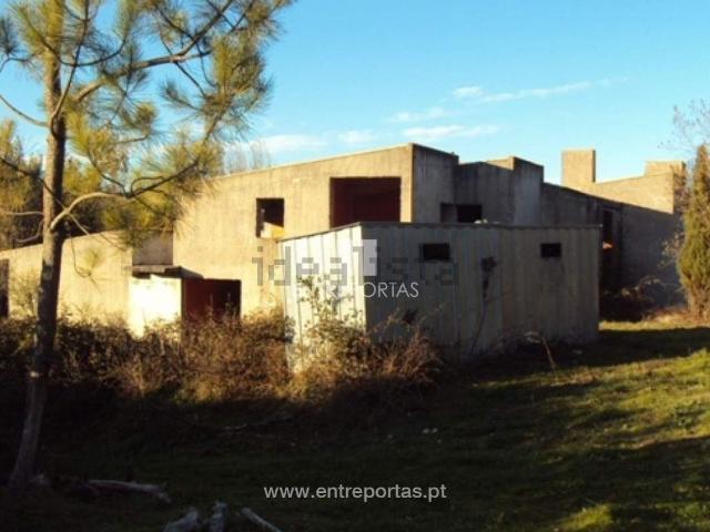 Casa rústica, Marco