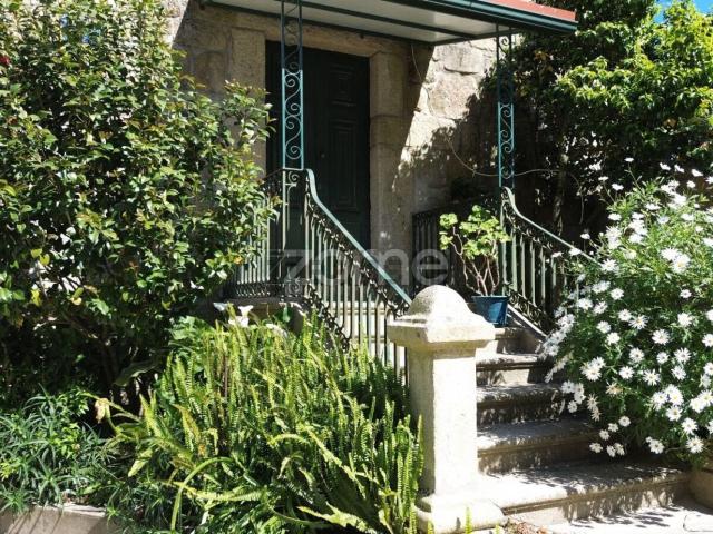 Casa rústica, Marco