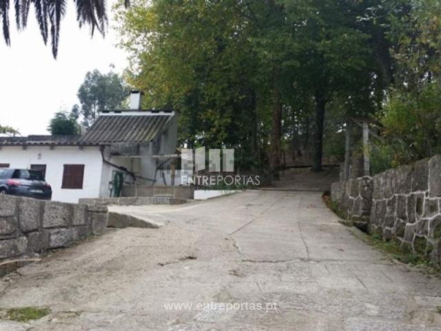 Casa rústica, Marco
