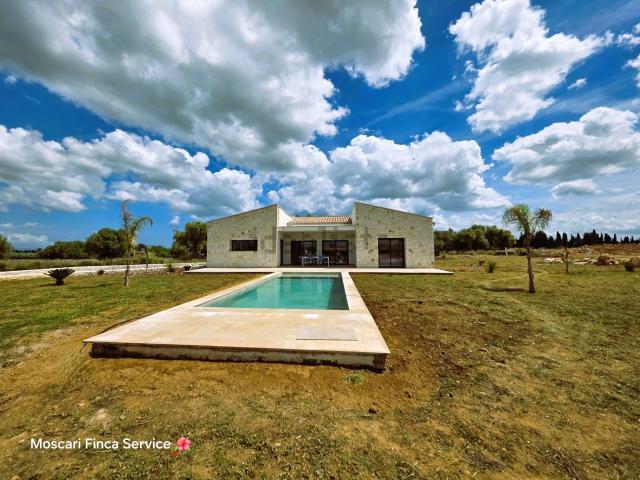Casa rústica, Muro