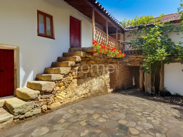 Casa rústica no Vale do Douro Gojim, Armamar