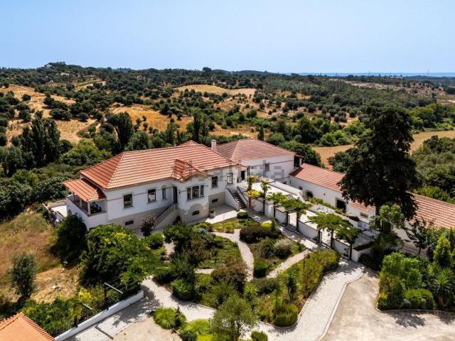Casa rústica, Santa Maria Salvador Santiago