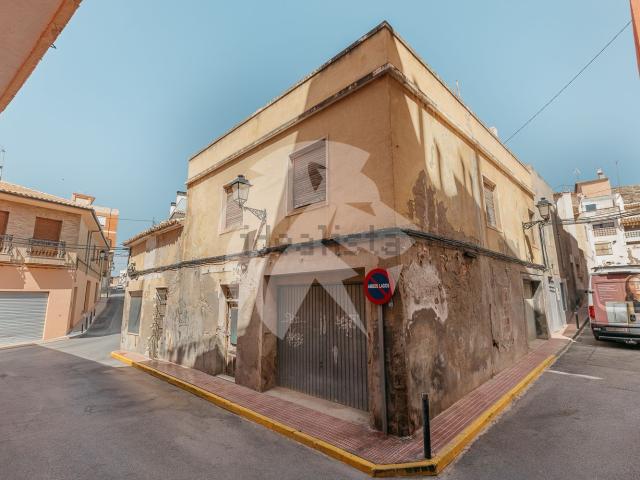 Casa rústica, Sax