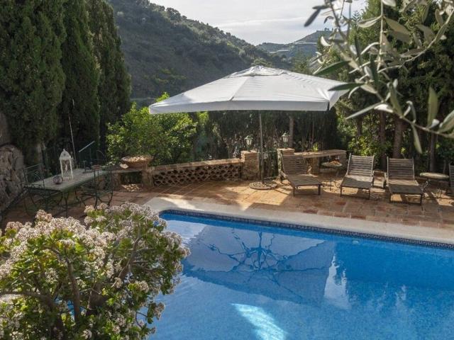 Casa rústica, Sayalonga