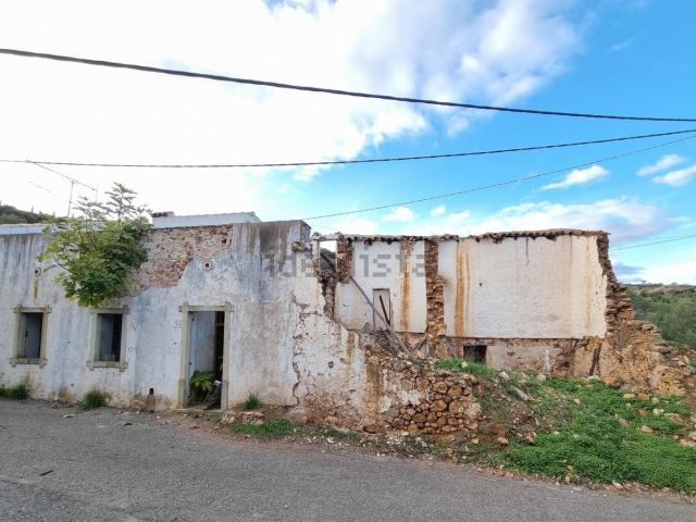 Casa rústica, Salir