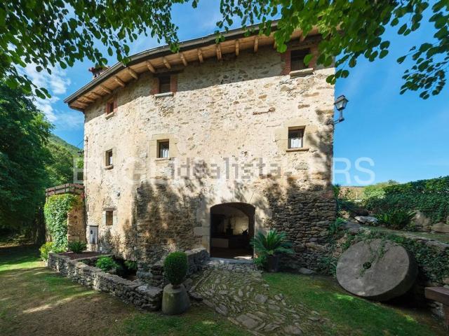 Casa rústica, Sant Feliu de Pallerols