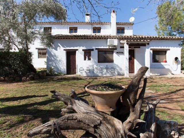 Casa rústica, Segura de la Sierra