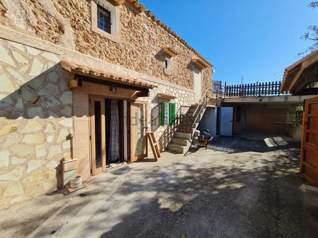 Casa rústica, Sineu