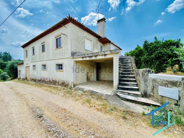 Casa rústica, Junceira