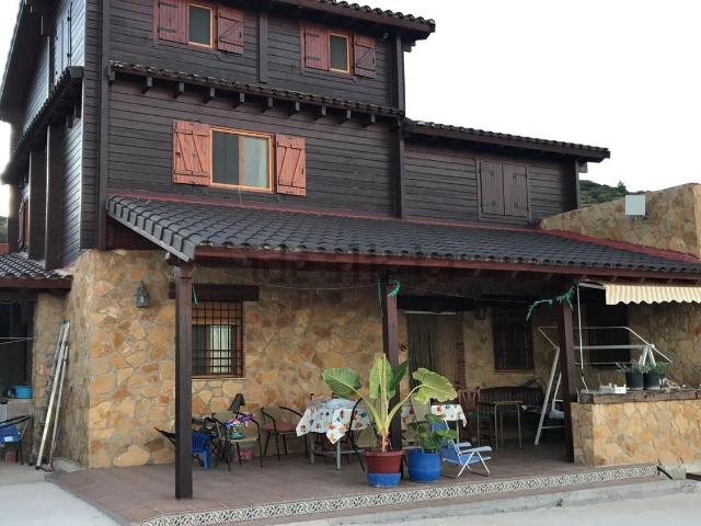 Casa rústica, Sierra Engarceran