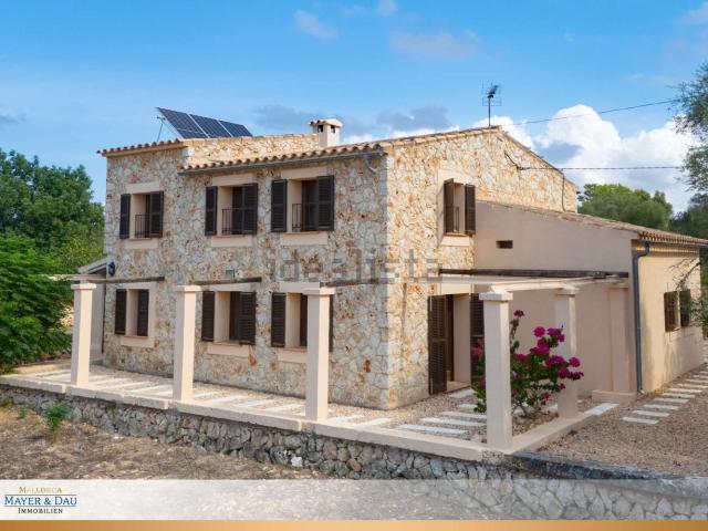 Casa rústica, Sineu