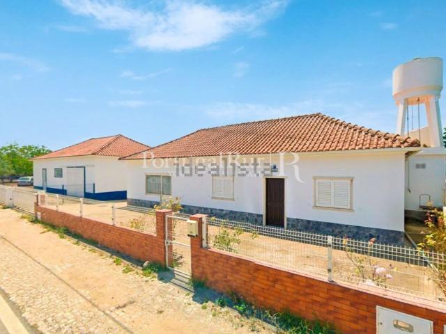 Casa rústica, Póvoa da Isenta